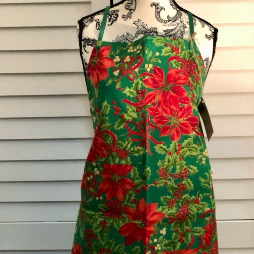 Andys Aprons - not so basic. Christmas Garland.